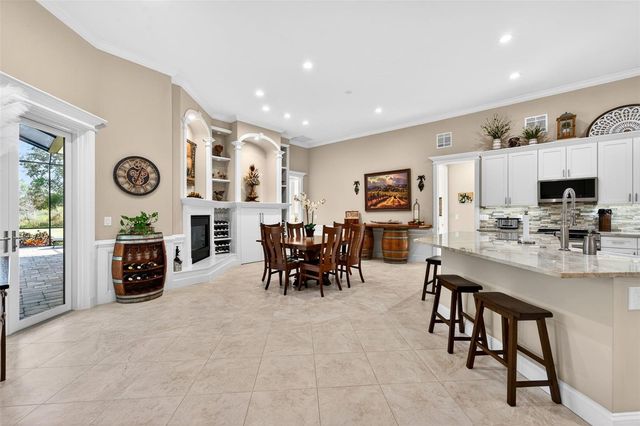 6677 MANDARIN ROAD, Sarasota, FL 34238