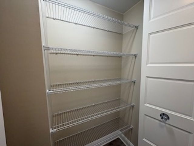 2050 Valencia Drive 300C, Northbrook, IL 60062