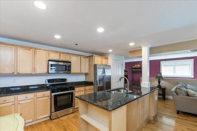 4 Mechanic St 1, Merrimac, MA 01860