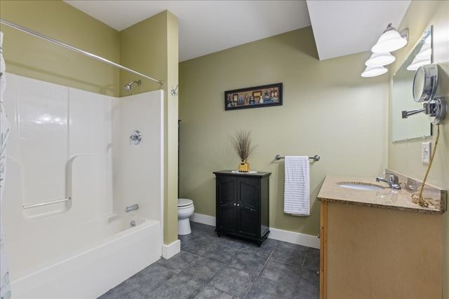 4 Mechanic St 1, Merrimac, MA 01860