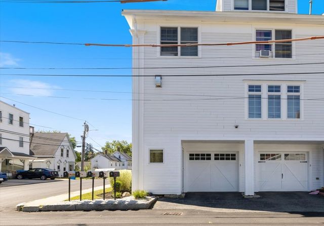 4 Mechanic St 1, Merrimac, MA 01860