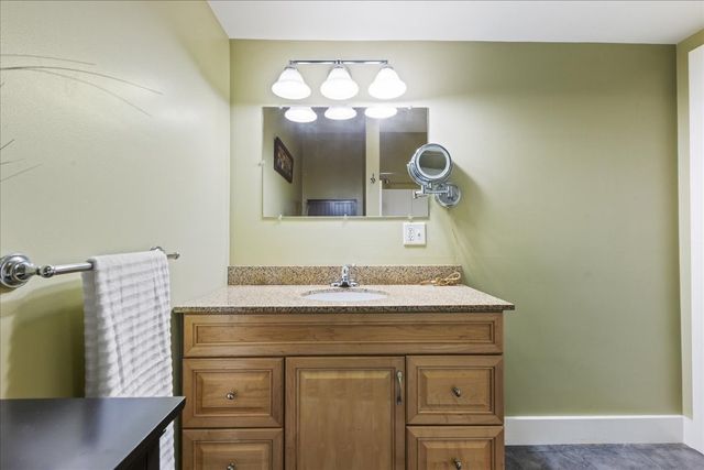 4 Mechanic St 1, Merrimac, MA 01860
