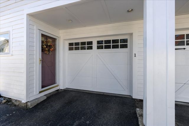 4 Mechanic St 1, Merrimac, MA 01860