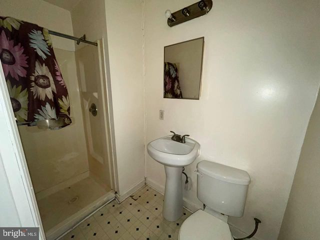 2252-54 N BROAD ST, Philadelphia, PA 19132