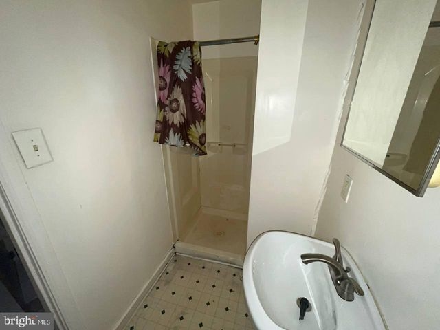 2252-54 N BROAD ST, Philadelphia, PA 19132