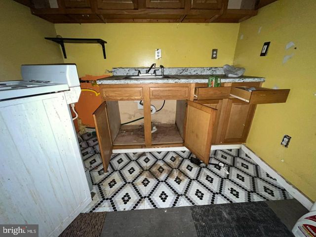 2252-54 N BROAD ST, Philadelphia, PA 19132