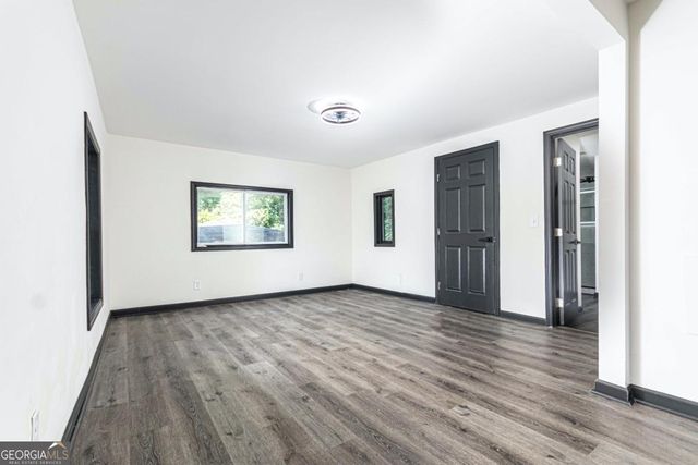 1020 Oakland Drive, Atlanta, GA 30310