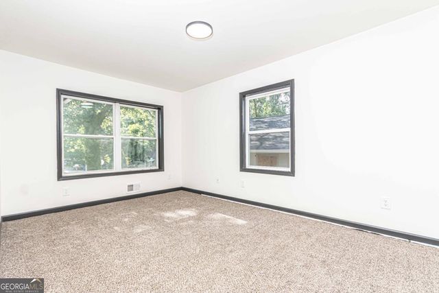 1020 Oakland Drive, Atlanta, GA 30310