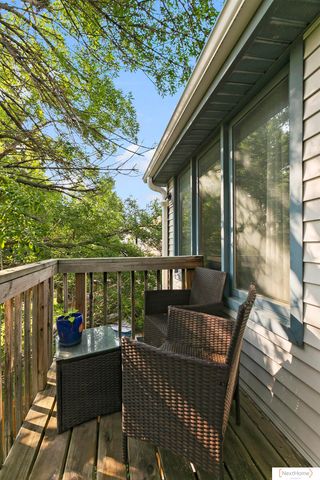 6735 Rockwood Lane, Lincoln, NE 68516