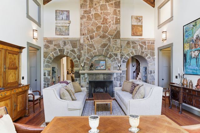 167 Pollywood Ln, Sewanee, TN 37375