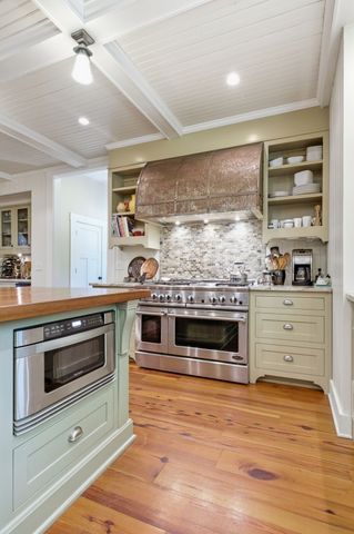 167 Pollywood Ln, Sewanee, TN 37375