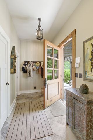 167 Pollywood Ln, Sewanee, TN 37375