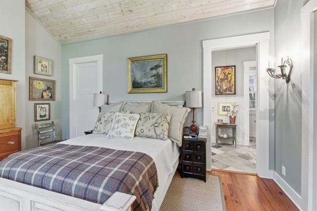 167 Pollywood Ln, Sewanee, TN 37375