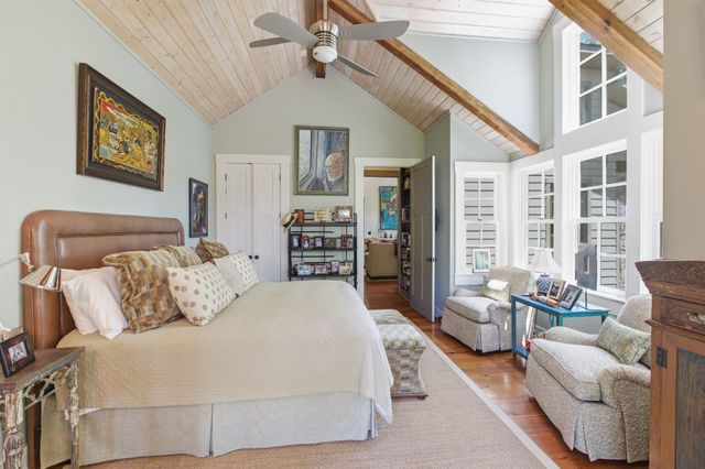 167 Pollywood Ln, Sewanee, TN 37375