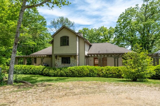 167 Pollywood Ln, Sewanee, TN 37375