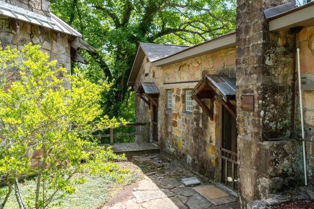 167 Pollywood Ln, Sewanee, TN 37375