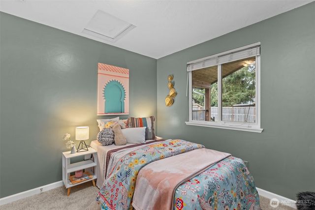 5330 NE 95th Place, Marysville, WA 98270