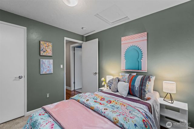 5330 NE 95th Place, Marysville, WA 98270