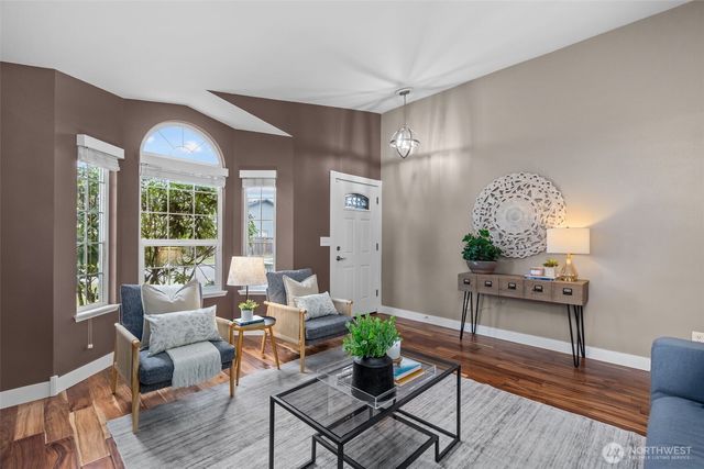 5330 NE 95th Place, Marysville, WA 98270