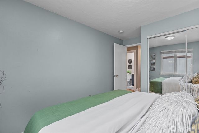 5330 NE 95th Place, Marysville, WA 98270