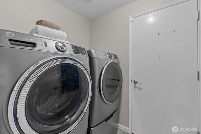 5330 NE 95th Place, Marysville, WA 98270