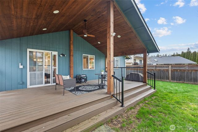 5330 NE 95th Place, Marysville, WA 98270