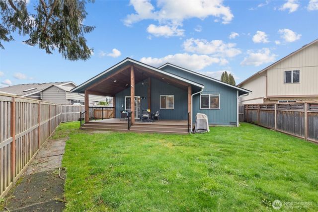 5330 NE 95th Place, Marysville, WA 98270