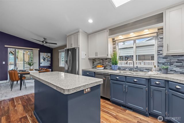 5330 NE 95th Place, Marysville, WA 98270