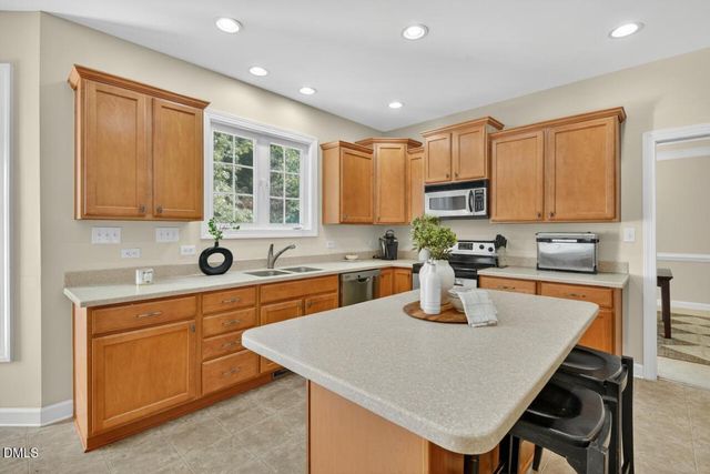7 Starwood Lane, Durham, NC 27712
