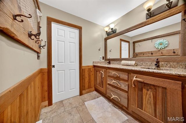 1428 E 6th Street, Washington, MO 63090