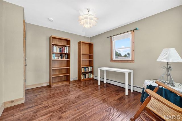 1428 E 6th Street, Washington, MO 63090