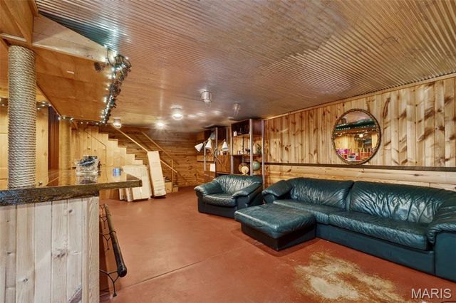 1428 E 6th Street, Washington, MO 63090