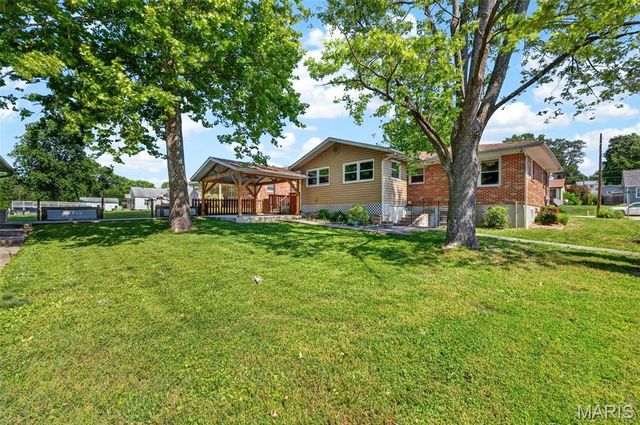 1428 E 6th Street, Washington, MO 63090