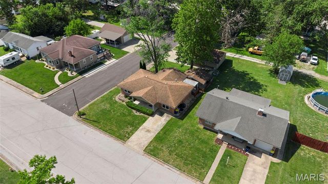 1428 E 6th Street, Washington, MO 63090