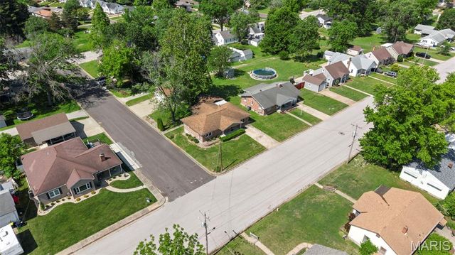 1428 E 6th Street, Washington, MO 63090