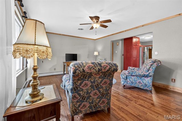 1428 E 6th Street, Washington, MO 63090