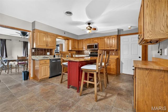 1428 E 6th Street, Washington, MO 63090