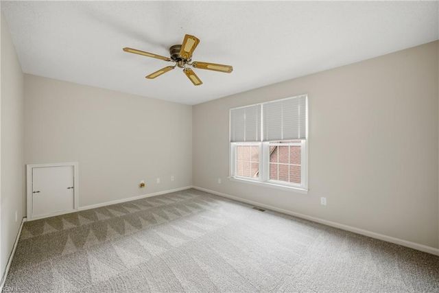 1307 Eagles Trace Path Apt A, Chesapeake, VA 23320