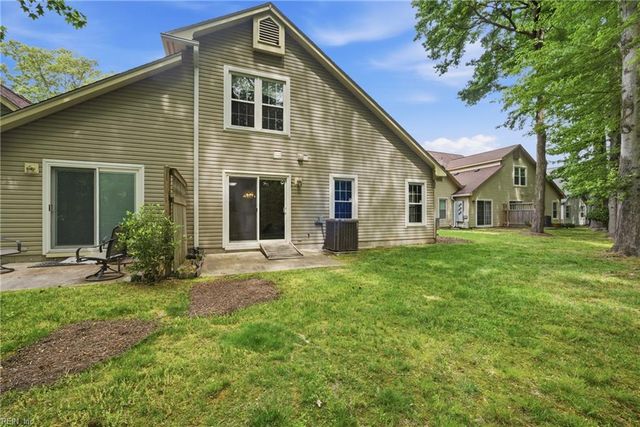 1307 Eagles Trace Path Apt A, Chesapeake, VA 23320