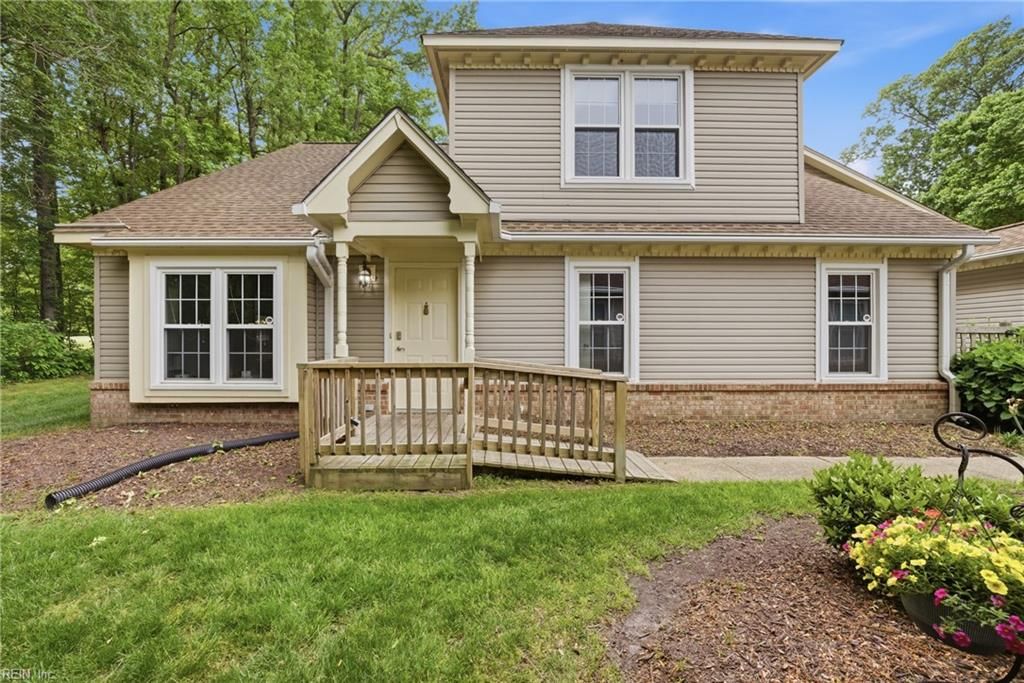 1307 Eagles Trace Path Apt A, Chesapeake, VA 23320