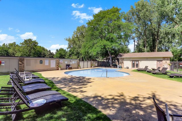 4548 Cedar Lake Road S 2, Saint Louis Park, MN 55416