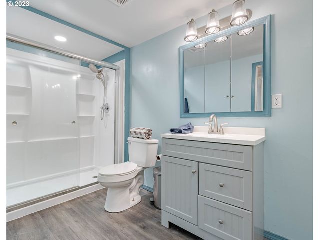 2075 Ne Mossy Loop, Toledo, OR 97391