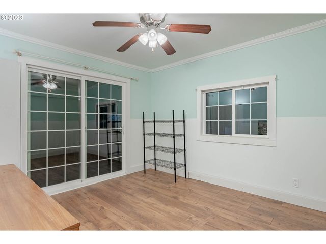 2075 Ne Mossy Loop, Toledo, OR 97391