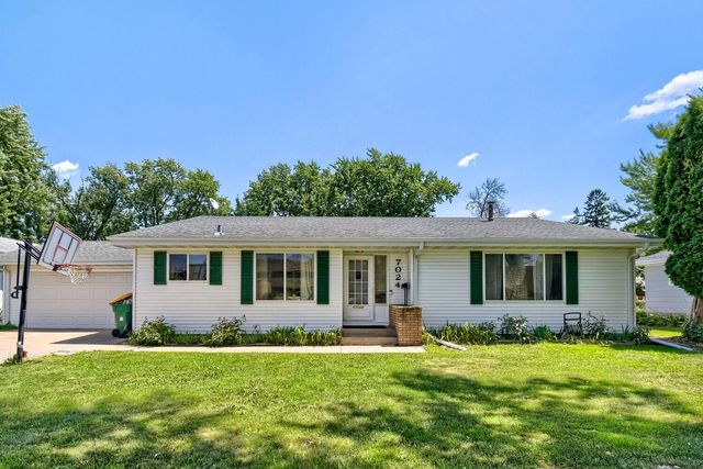 7024 Halifax Avenue N, Brooklyn Center, MN 55429