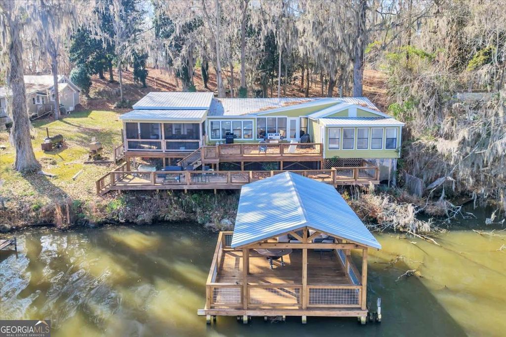 508 B N Spring Creek Circle, Cobb, GA 31735