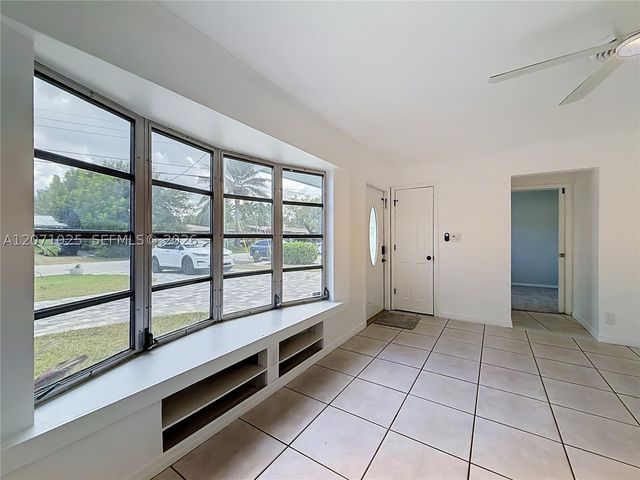 1841 NW 33rd Ct, Oakland Park, FL 33309