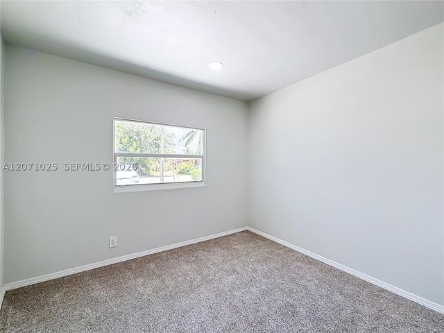 1841 NW 33rd Ct, Oakland Park, FL 33309