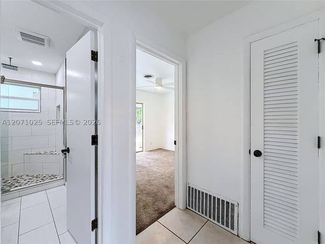 1841 NW 33rd Ct, Oakland Park, FL 33309