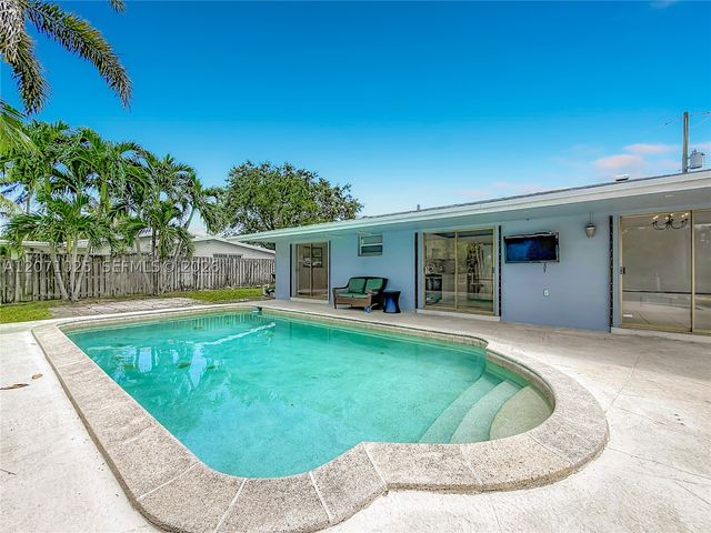 1841 NW 33rd Ct, Oakland Park, FL 33309