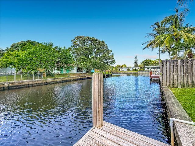 1841 NW 33rd Ct, Oakland Park, FL 33309